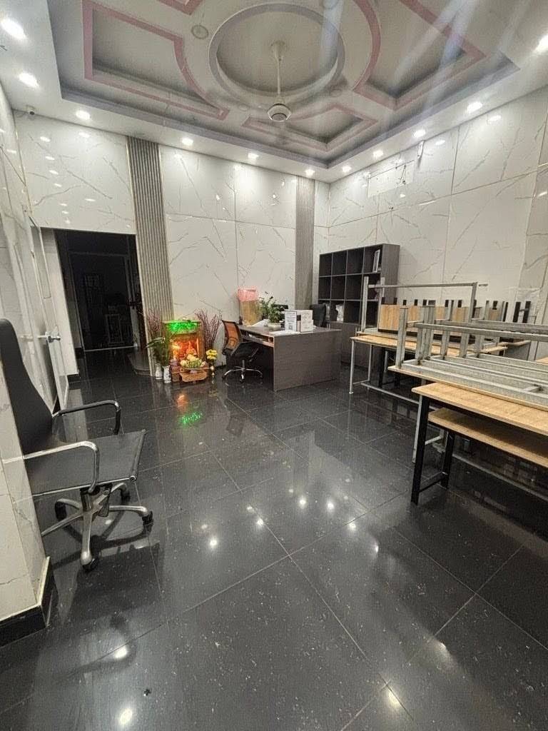Hiếm - nhà mặt tiền KD, ngay chợ Linh Trung, 90m2 , giá 13,5 tỷ