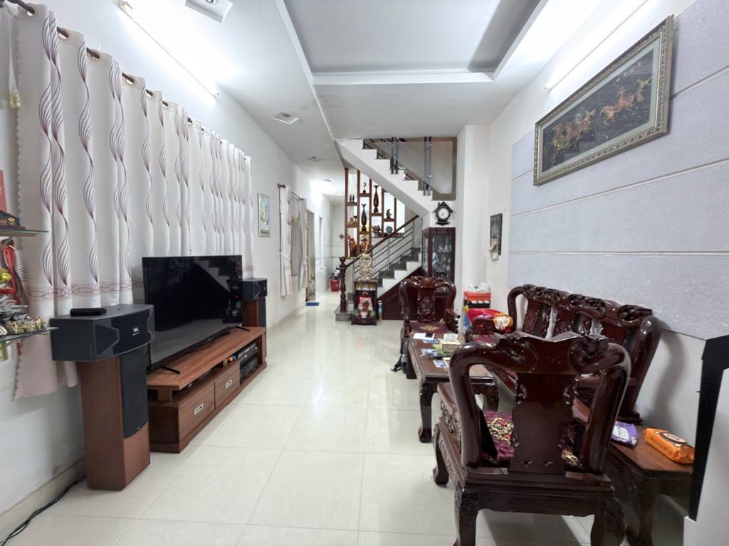Bán nhà 3 tầng Linh Trung Thủ Đức, giá tốt 10,5 tỷ