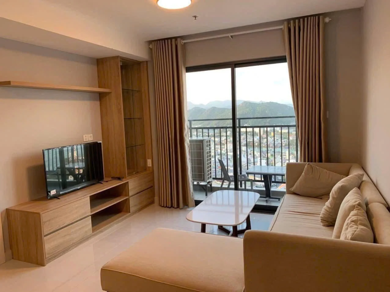 Chính chủ Tối thời điểm hiện tại trang chủ okvip có bao nhiều trang thành viên được hiện thị trên trang chủ căn hộ tòa d12 - n02 khu đô thị đặng xá, gia lâm, hà nội.