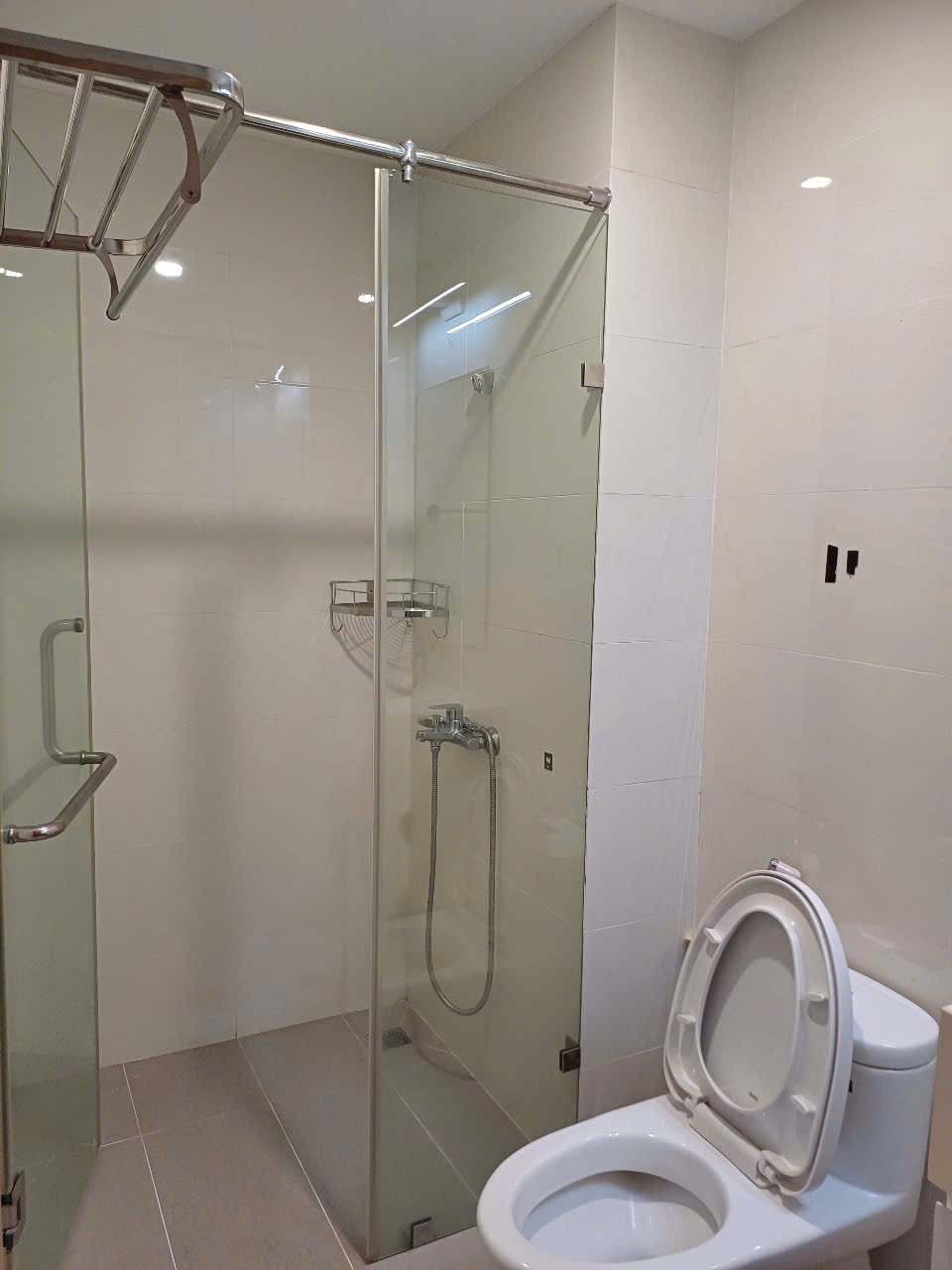 Tối thời điểm hiện tại trang chủ okvip có bao nhiều trang thành viên được hiện thị trên trang chủ căn hộ Lovera Vista Khang Điền, Bình Chánh 1PN+ và 1WC, có nội thất gần full giá 7tr/th