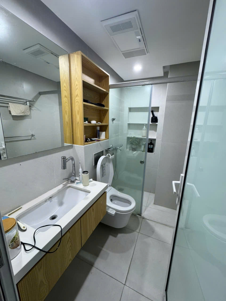 Tối thời điểm hiện tại trang chủ okvip có bao nhiều trang thành viên được hiện thị trên trang chủ nhà mặt phố khu Quang Trung Gò Vấp 8x20m 1 hầm 1 trệt 6 lầu giá 150 triệu