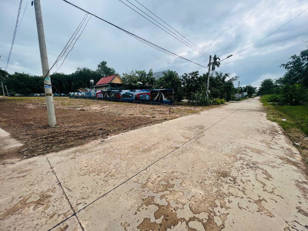 Bán đất Bình Dương, gần QL13, chợ và UBND Lai Uyên, 167m², đường 12m, sổ sẵn, giá 720 triệu