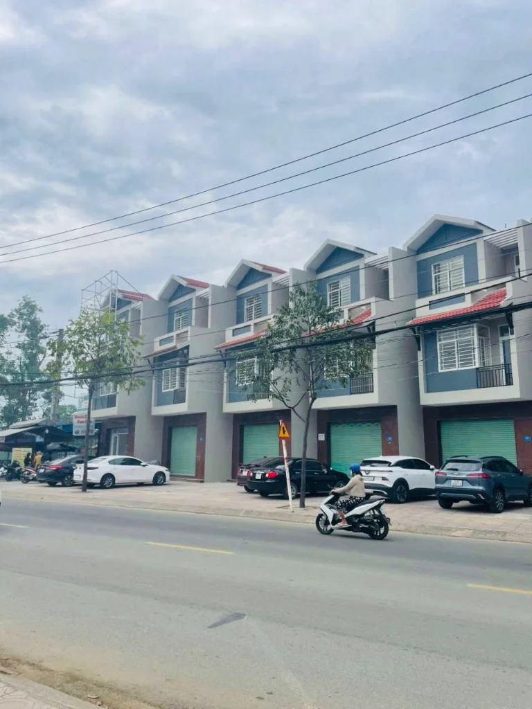 Tối thời điểm hiện tại trang chủ okvip có bao nhiều trang thành viên được hiện thị trên trang chủ tòa nhà văn phòng Trung tâm Thanh Xuân, 580m2 x 12 tầng, 3 hầm, 9 nổi, Giá 1.2 tỷ/ tháng