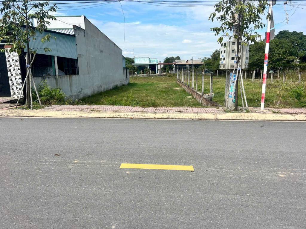 Bán đất thị trấn Hậu Nghĩa, Đức Hòa, Long An, 130m2, giá chỉ 2,35 tỷ