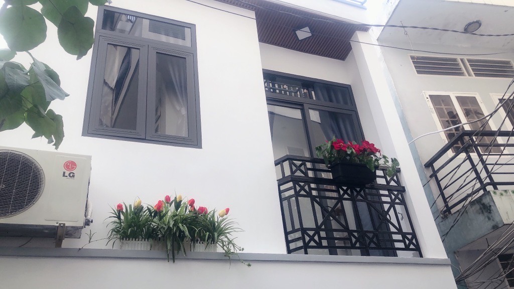 Bán nhanh nhà  Phường 14, Quận Gò Vấp, hẻm xe hơi, gần trường Quốc tế Nam Việt, giá 3.35 tỷ