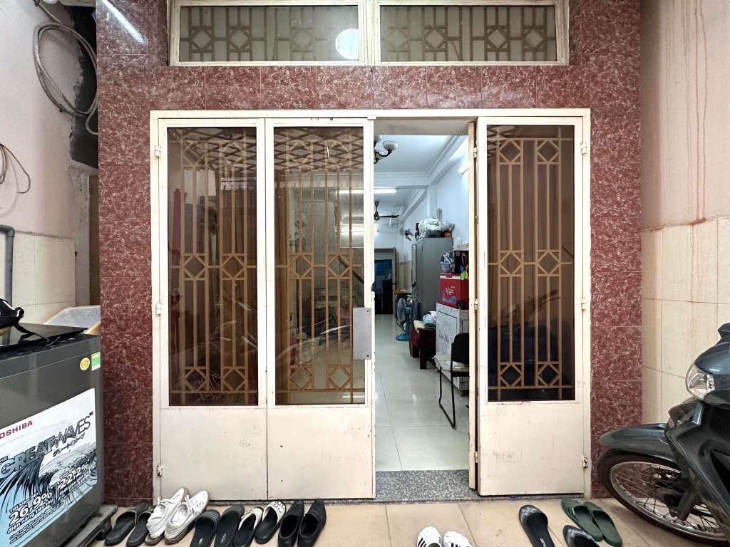 Bán nhà hẻm 1 trục Phan Văn Trị, Bình Thạnh, 3.9x13m, 3 tầng, ở ngay, giá nhỉnh 5 tỷ