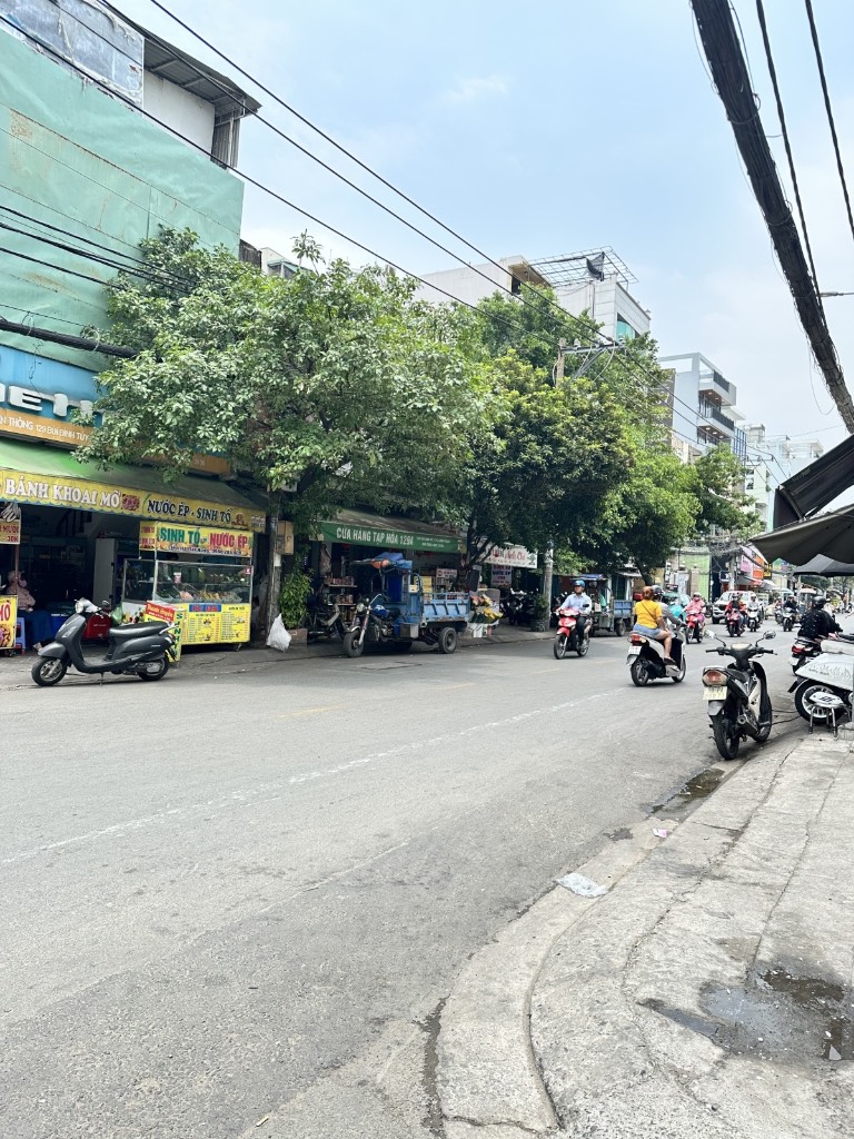 Bán nhà hẻm xe hơi 1 trục Bùi Đình Tuý, Bình Thạnh, 4x10m nở hậu, 4 tầng, chỉ hơn 6 tỷ