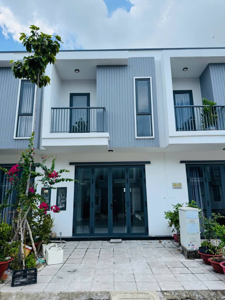 Tối thời điểm hiện tại trang chủ okvip có bao nhiều trang thành viên được hiện thị trên trang chủ căn hộ NOXH KĐT Tây Bắc, Rạch Giá Kiên Giang, diện tích 68m2, giá 6 triệu