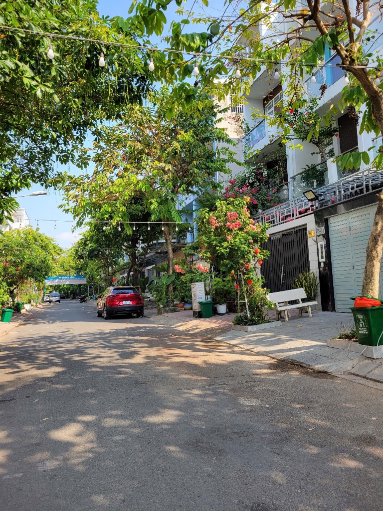 Bán nhà Đặng Thùy Trâm, Bình Thạnh, 4 tầng 4.8x13.5m, 5PN, hẻm nhựa 8m, giá 10.3 tỷ TL