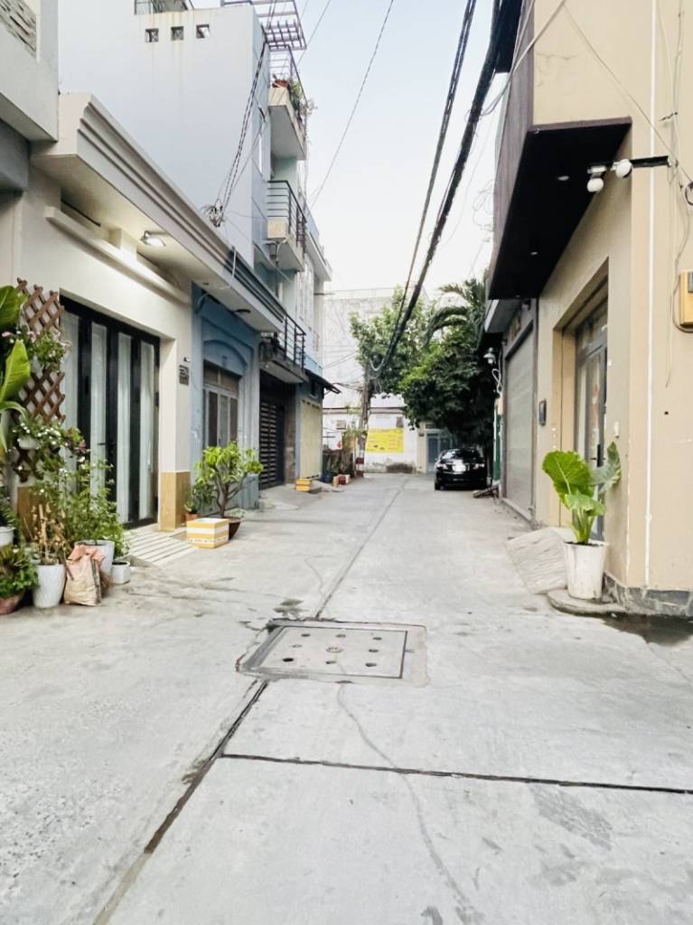 Bán nhà Lê Đình Thám, hẻm xe hơi, 4 tầng, 58m², giá 6.4 tỷ