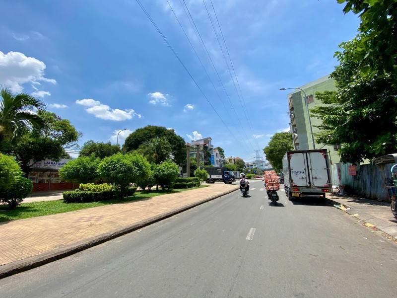 Bán nhà Nguyễn Thế Truyền, hẻm xe hơi, 4 tầng, 58m², giá 8 tỷ 500