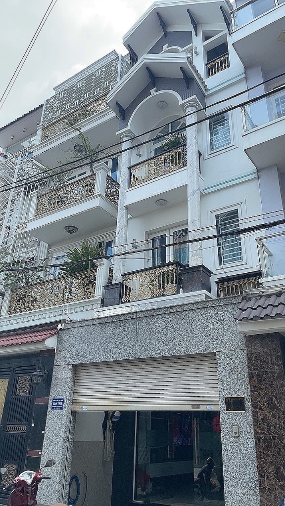 Bán nhà 4 lầu, 60m2 (4x15), khu biệt thự, 2 mặt hẻm xe tải, 4PN