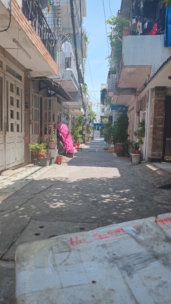 Bán nhà Quang Trung Gò Vấp ở ngay, 4.5x12.5m, 4PN, sổ vuông, chỉ hơn 5 tỷ