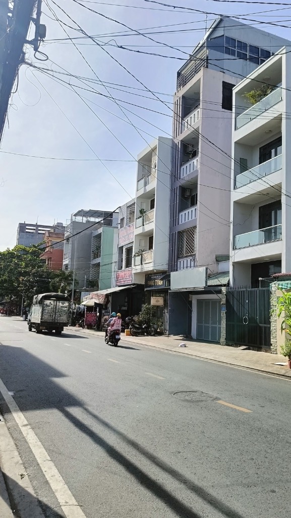 Bán nhà mặt tiền Nguyễn Hữu Tiến, Tân Phú, kinh doanh đa ngành nghề
