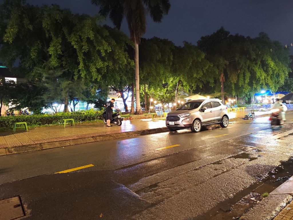 Tiện xây Căn Hộ Dịch Vụ, Hẻm trọ sinh viên, Hướng Tây Bắc, Nhỉnh 7 tỷ