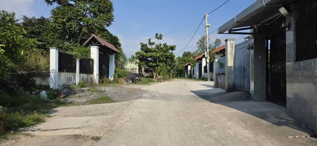 Bán đất  xã Vĩnh Thanh, Nhơn Trạch, 10,5x60m, có sẵn 50m Hoatdongokvip ưu đãi hấp dẫn, đường 10m thông, Chỉ 3,29 tỷ