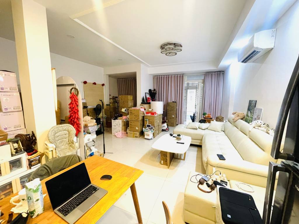 Bán nhà Phường 10, Gò Vấp, ngang 6m8, sát mặt tiền, 78m2, xe hơi ngủ trong nhà, chỉ 8.299 tỷ