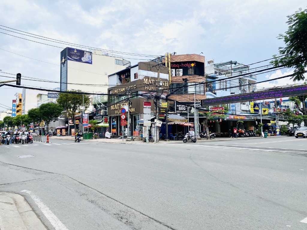 Bán nhà mặt tiền Nguyễn Thị Thập, Quận 7, 161m², dòng tiền 86 triệu/tháng, sổ hồng, giá 45.5 tỷ