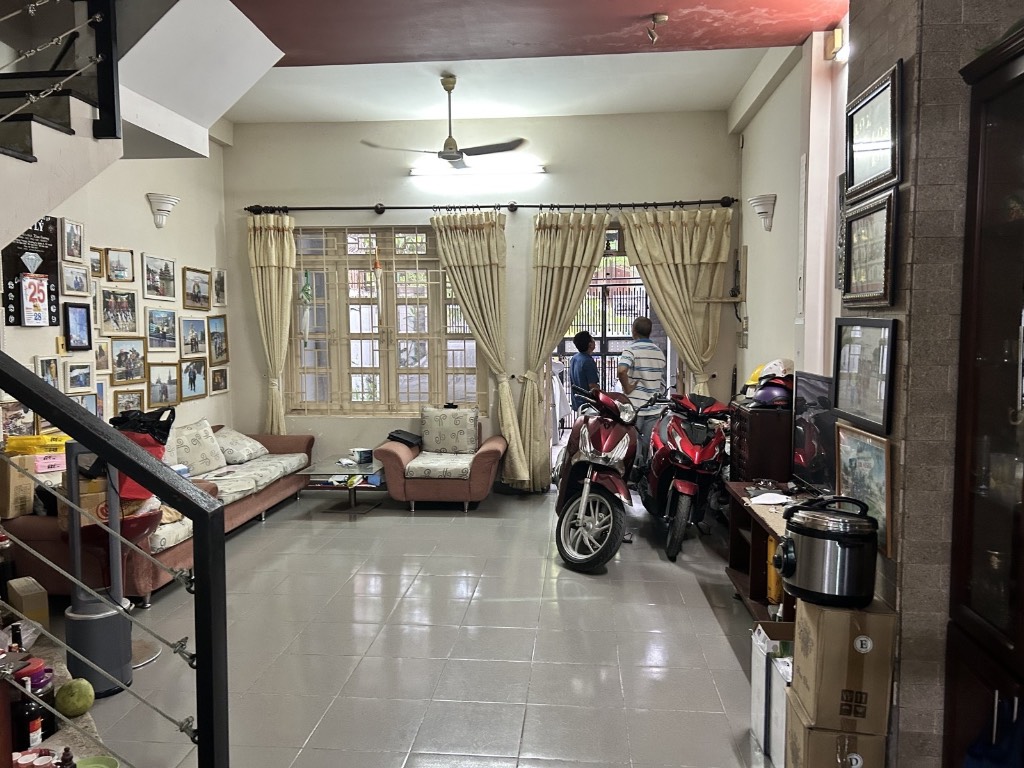 Bán nhà mặt phố Okvip có báo nhiều trang Savimex Huỳnh Tấn Phát, Quận 7, 90m², full nội thất, giá 12 tỷ