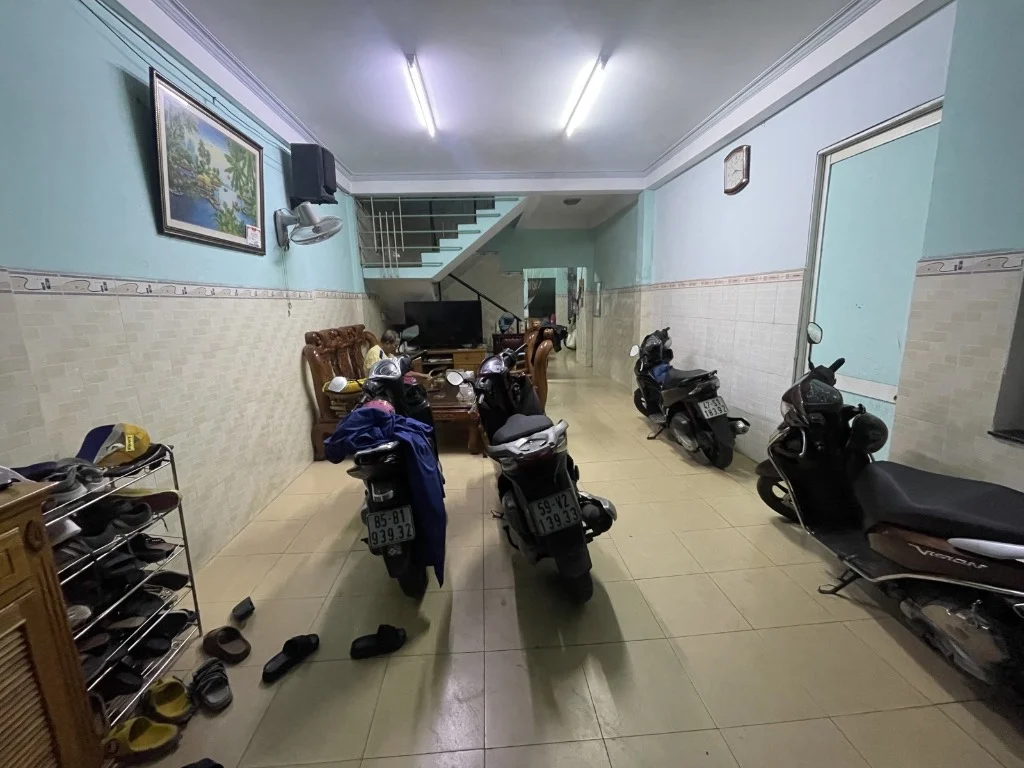 Bán nhà Phạm Văn Chiêu, 80m2, hẻm xe hơi, 6.5x14m, 5pn, 6 tỷ còn thương lượng