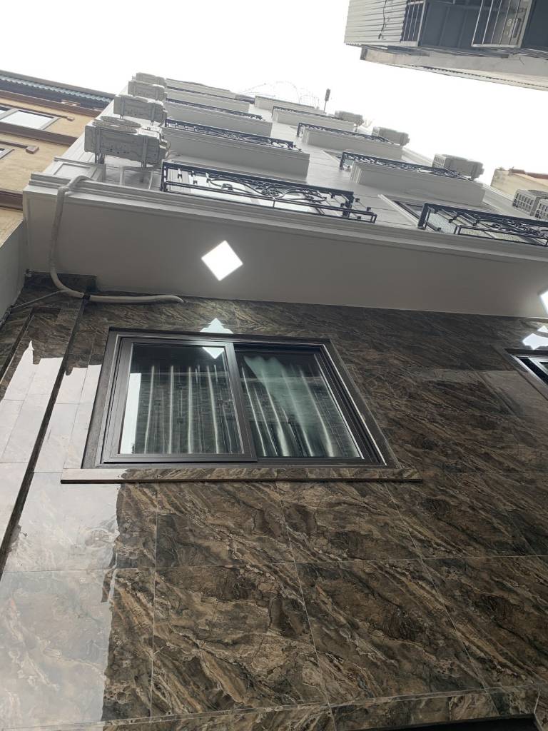 Bán tòa CCMN Yên Xá, 110m², mặt tiền 10m, 8 tầng, 35 phòng khép kín, doanh thu cao, giá hơn 19 tỷ