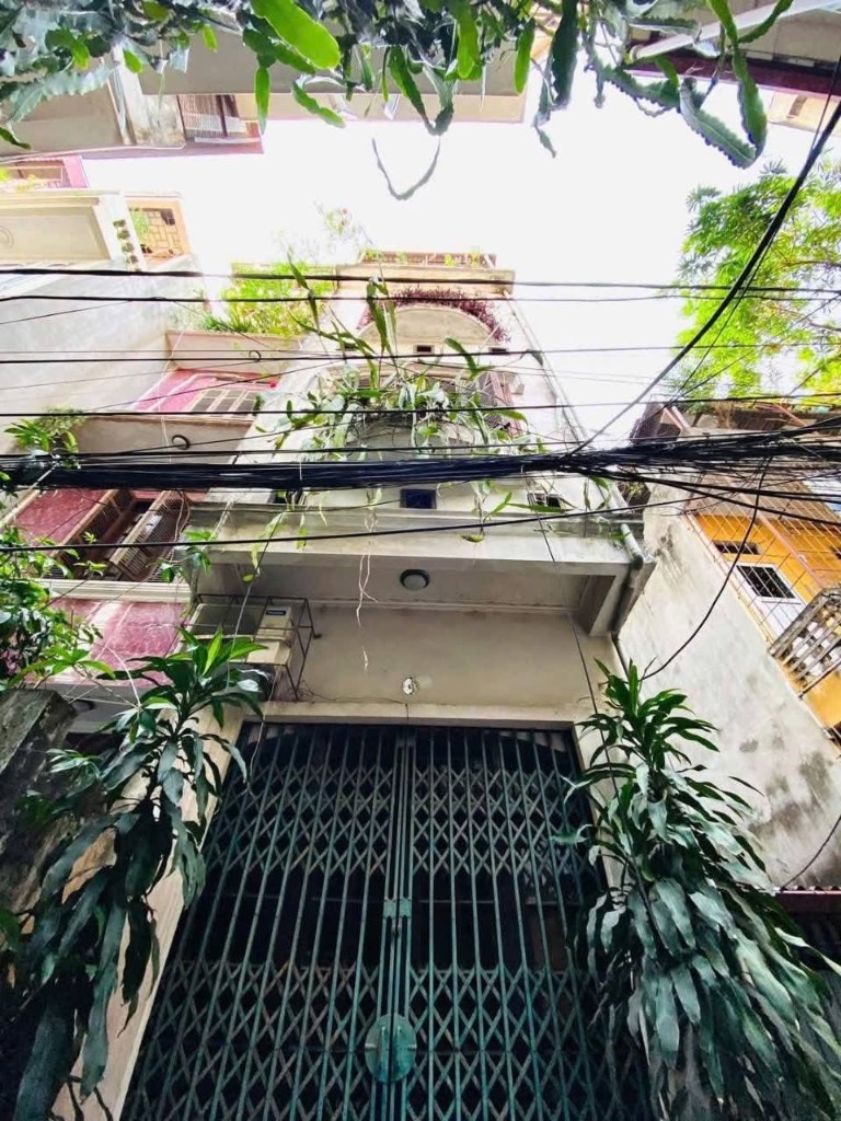 Bán nhà phố Kim Mã, Ba Đình, 35m²,4 tầng,Hạ chào 400 triệu, chỉ còn 7.9 tỷ, ngõ rộng cách 30m ra phố