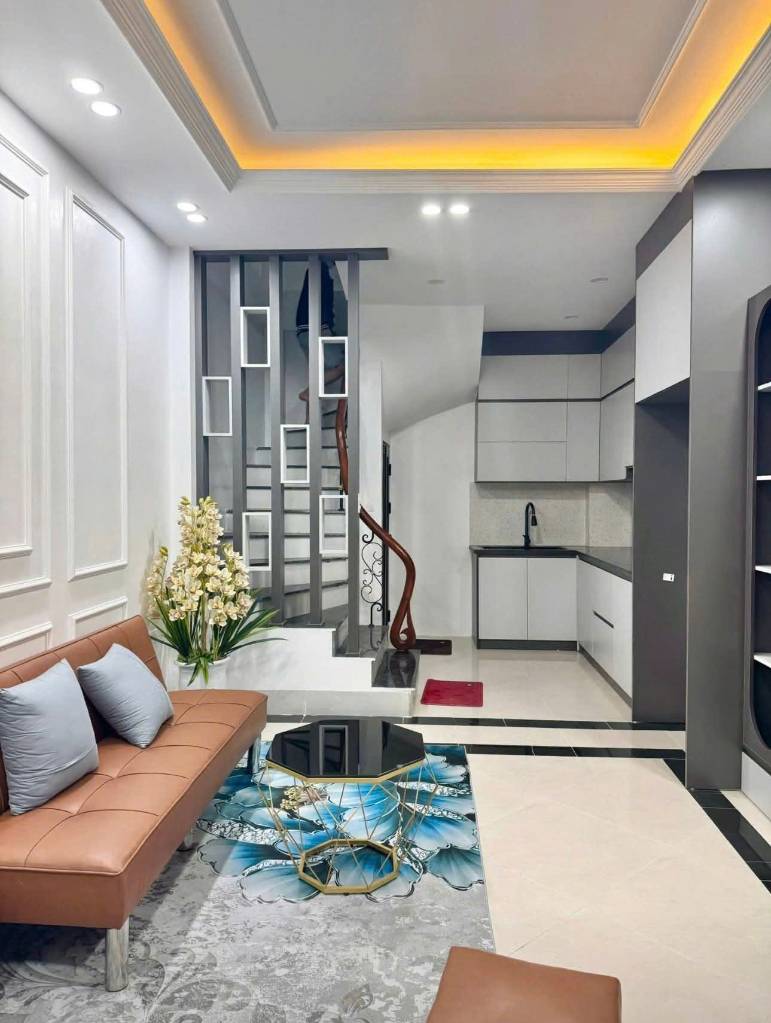 Bán nhà Đại Mỗ, nhà đẹp, 5 tầng, 3PN, full nội thất, ô tô đỗ cửa, giá chỉ 5 tỷ