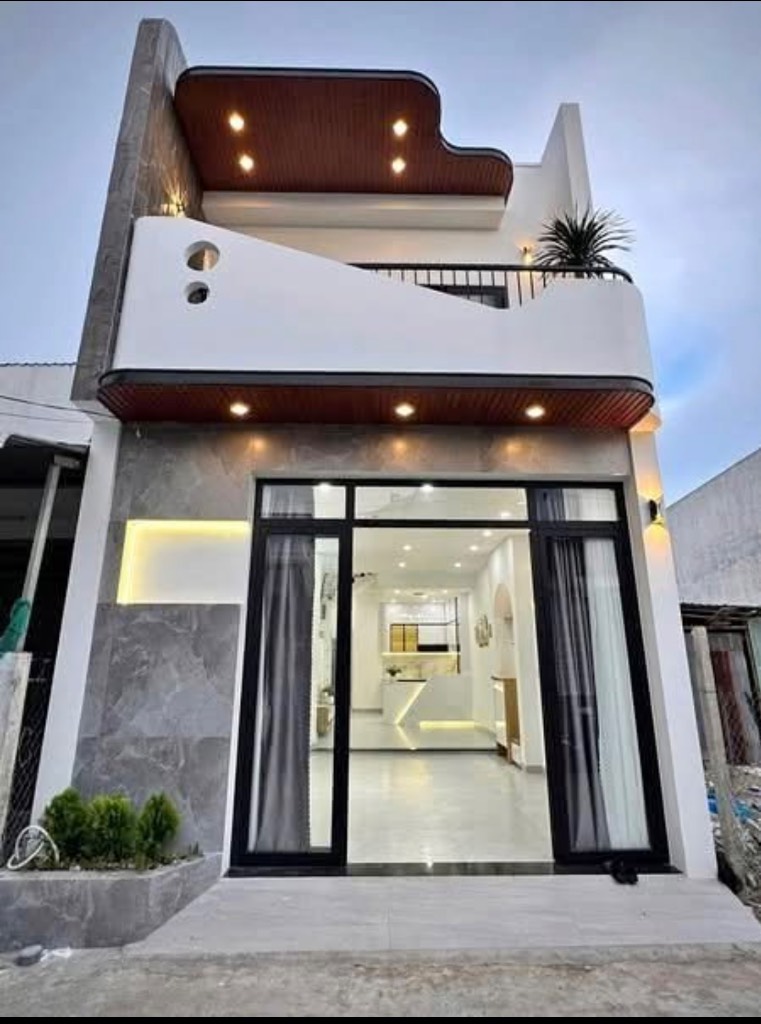 Bán nhà phố đẹp 2 tầng– trung tâm Tp. Tân An, Long An, 70m2– chỉ 1 tỷ8, shr