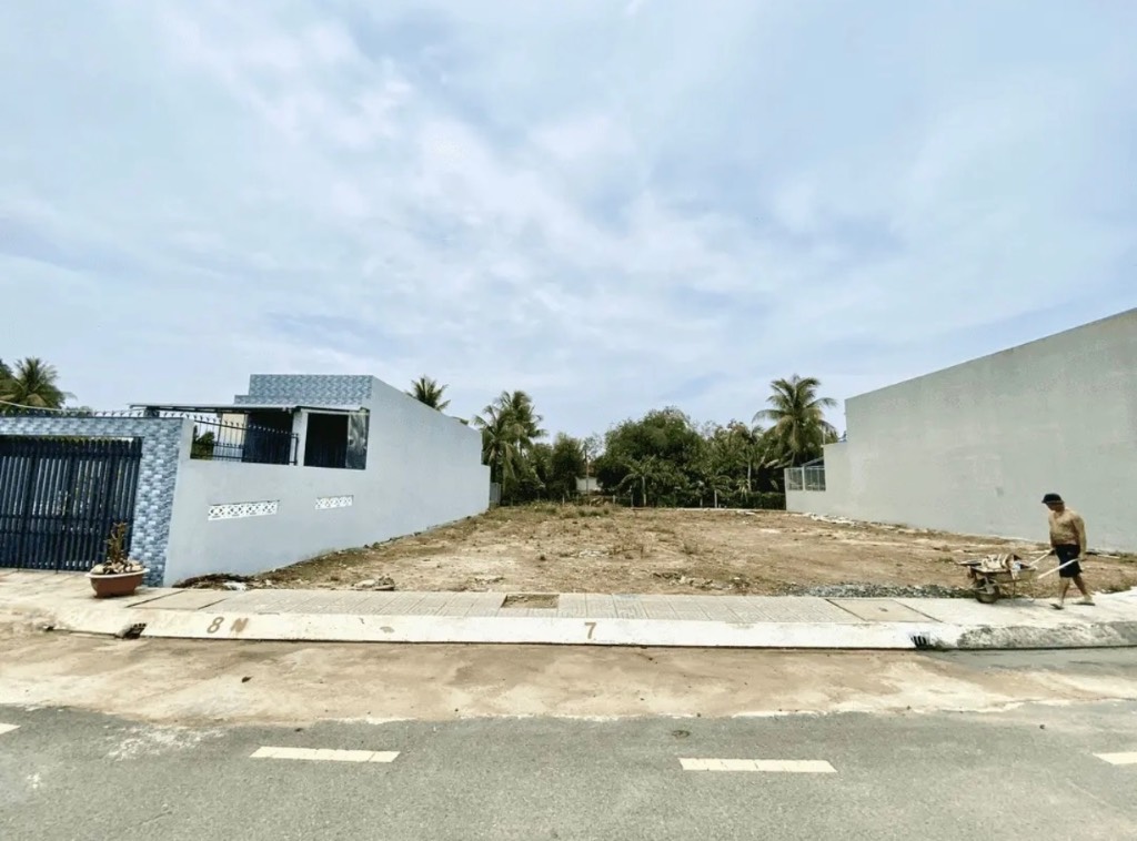 Bán đất nền đẹp, mặt tiền đường số 1 Tp. Tân An, Long An, 100m2, giá chỉ 1 tỷ5 SHR