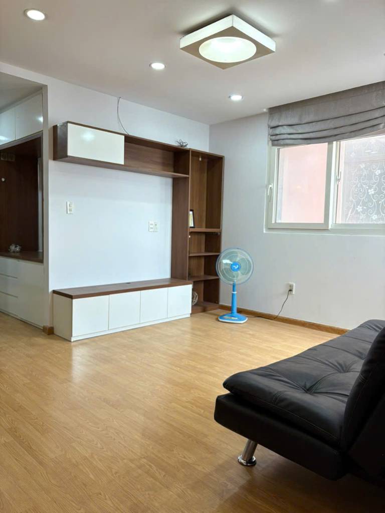 Tối thời điểm hiện tại trang chủ okvip có bao nhiều trang thành viên được hiện thị trên trang chủ căn hộ Screc Tower Coop Mart, Trường Sa, Quận 3,  2Pn 2Wc Full Nội Thất, Giá 13,5 triệu