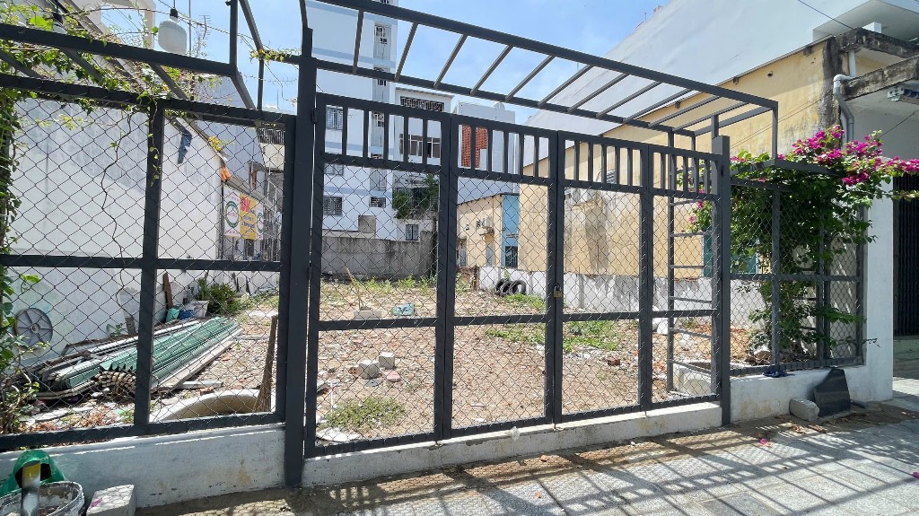 Bán đất mặt tiền Đường Khúc Thừa Dụ gần Nguyễn Thị Định - Vòng xuyến Hoàng Diệu, Tp Nha Trang, 200m2, giá 15,6 tỷ