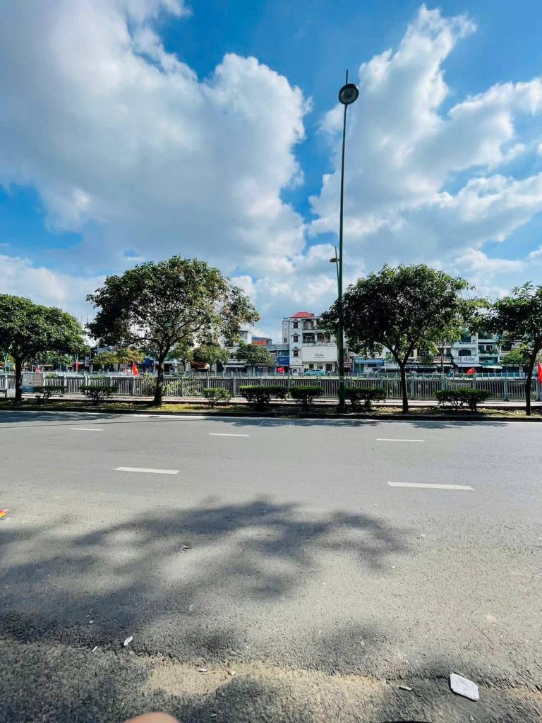 Bán nhà 4 tầng hoàn công đủ, 31m², chỉ 5,7 tỷ – Lê Văn Sỹ, Quận 3