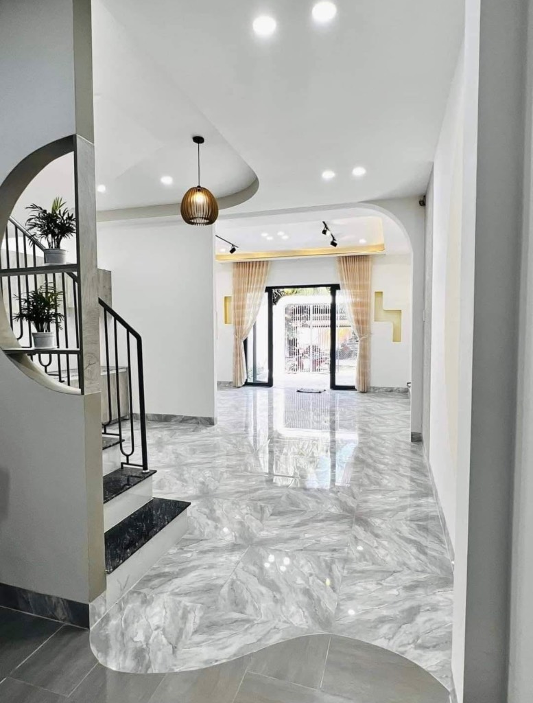 CHỦ CẦN BÁN GẤP NHÀ 102M² – GIÁ 2 TỶ 380 – NGAY KHU CÔNG NGHIỆP CẦU TRÀM