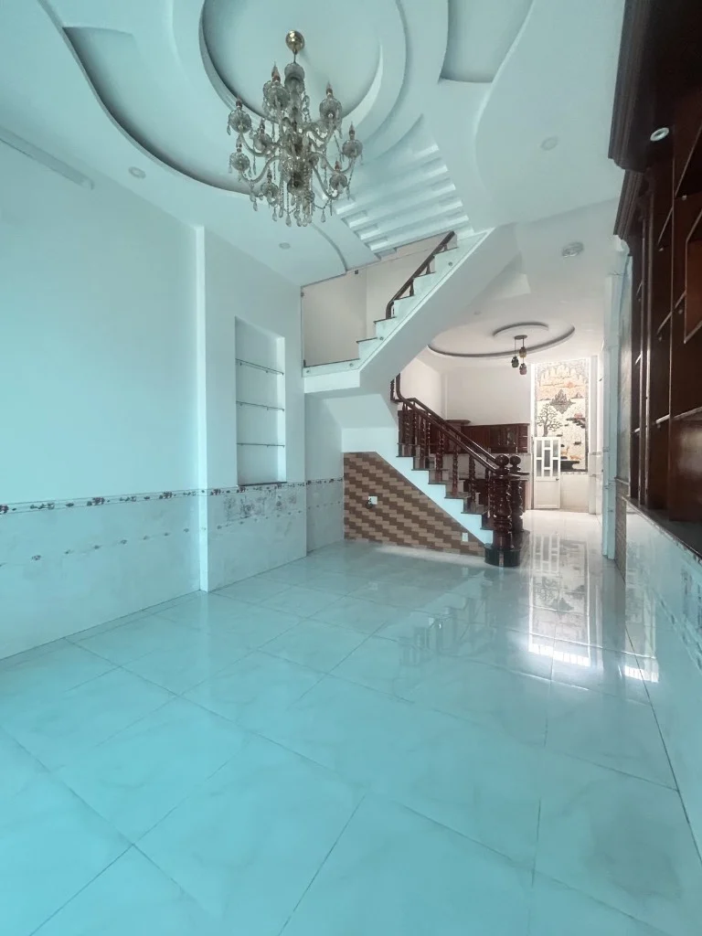 Okevip cá cược WC 2026 MẶT TIỀN TRẦN QUANG CƠ, NGÃ BA ĐÔNG QUANG, TIỆN KINH DOANH ĐA NGÀNH, HƠN 8 TỶ