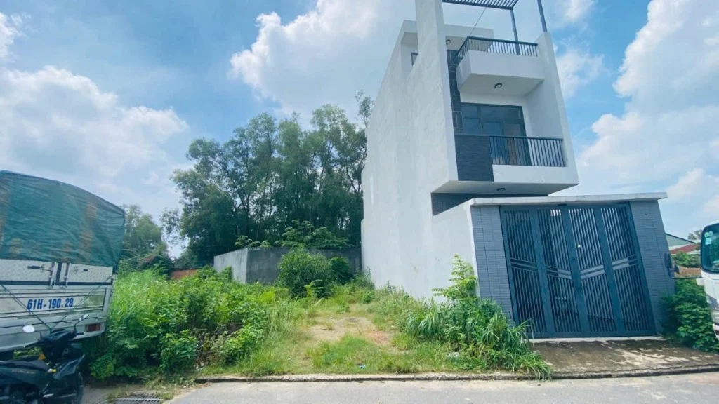 Bán đất mặt tiền Bình Nhâm 23, chính chủ, 174m², sẵn Hoatdongokvip ưu đãi hấp dẫn 100m², đường ô tô thông 2 đầu