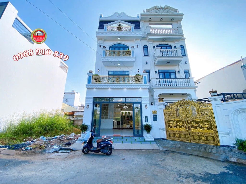 Nhà mặt tiền Okvip có báo nhiều trang Green Riverside, Nhà Bè, đầy đủ nội thất cao cấp