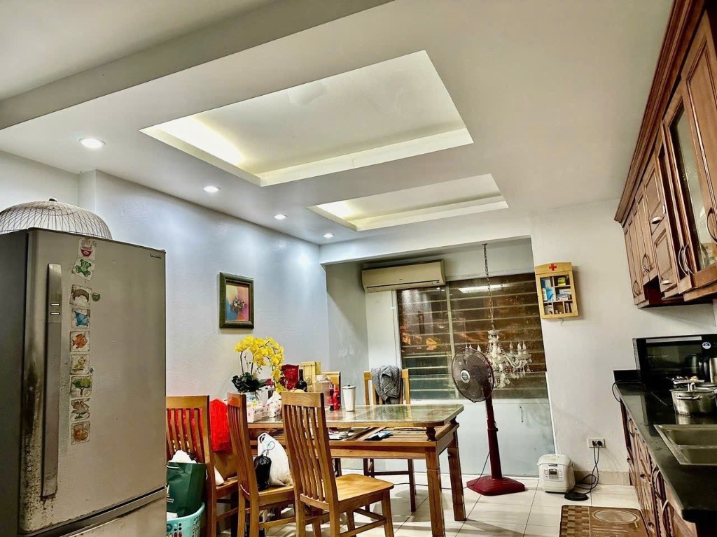 Okevip cá cược WC 2026 PHỐ NGUYỄN VĂN TRỖI, TRUNG TÂM HÀ ĐÔNG, VIEW HỒ, Ô TÔ TRÁNH ĐỖ CỬA