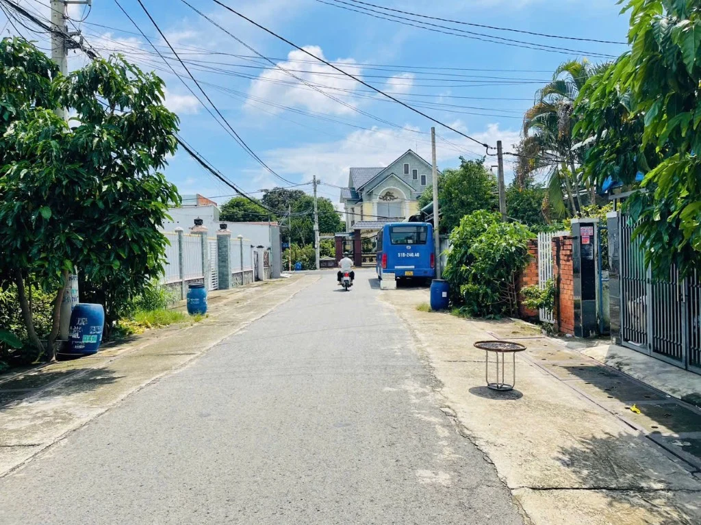 Siêu phẩm, bán đất mặt tiền đường 19, Củ Chi, dt 10x38m, đất đẹp vuông vức, giá siêu tốt