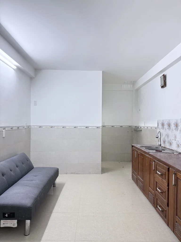 Bán nhà Phó Đức Chính, Sơn Trà, 3 tầng, kiệt ô tô, cách biển 3 phút, giá nhỉnh 5 tỷ