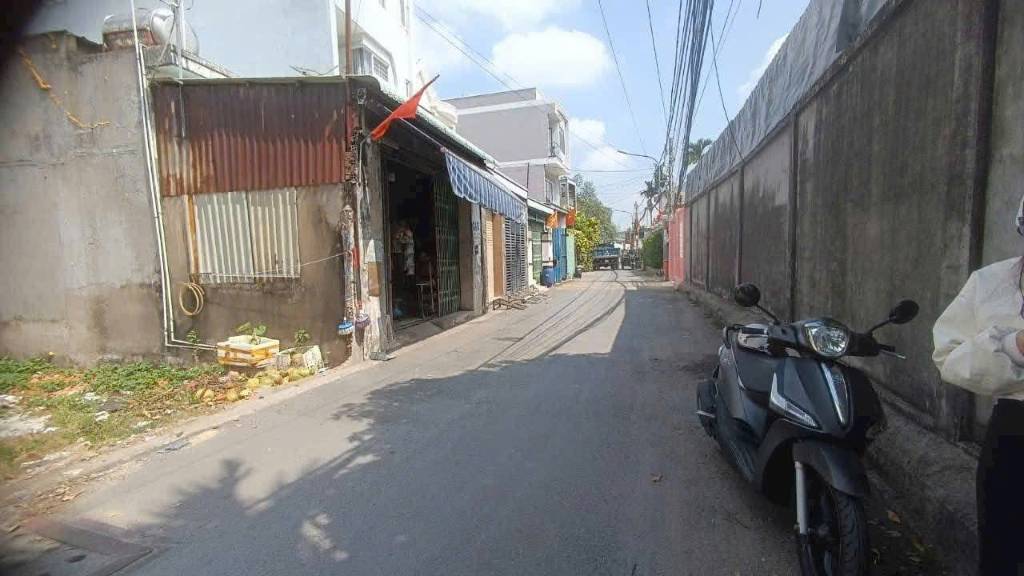 Bán đất nền mặt đường Vĩnh Phú 38a, lô góc có 50m thổ, giáp cầu Phú Long