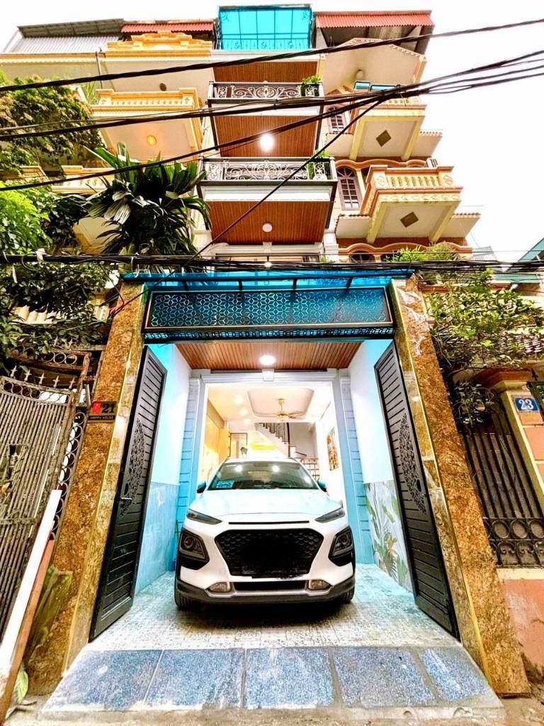 Bán nhà Thanh Xuân, siêu phẩm gara 7 chỗ, 10m ra hồ, 50m2, 15.5 tỷ, sổ vuông đẹp