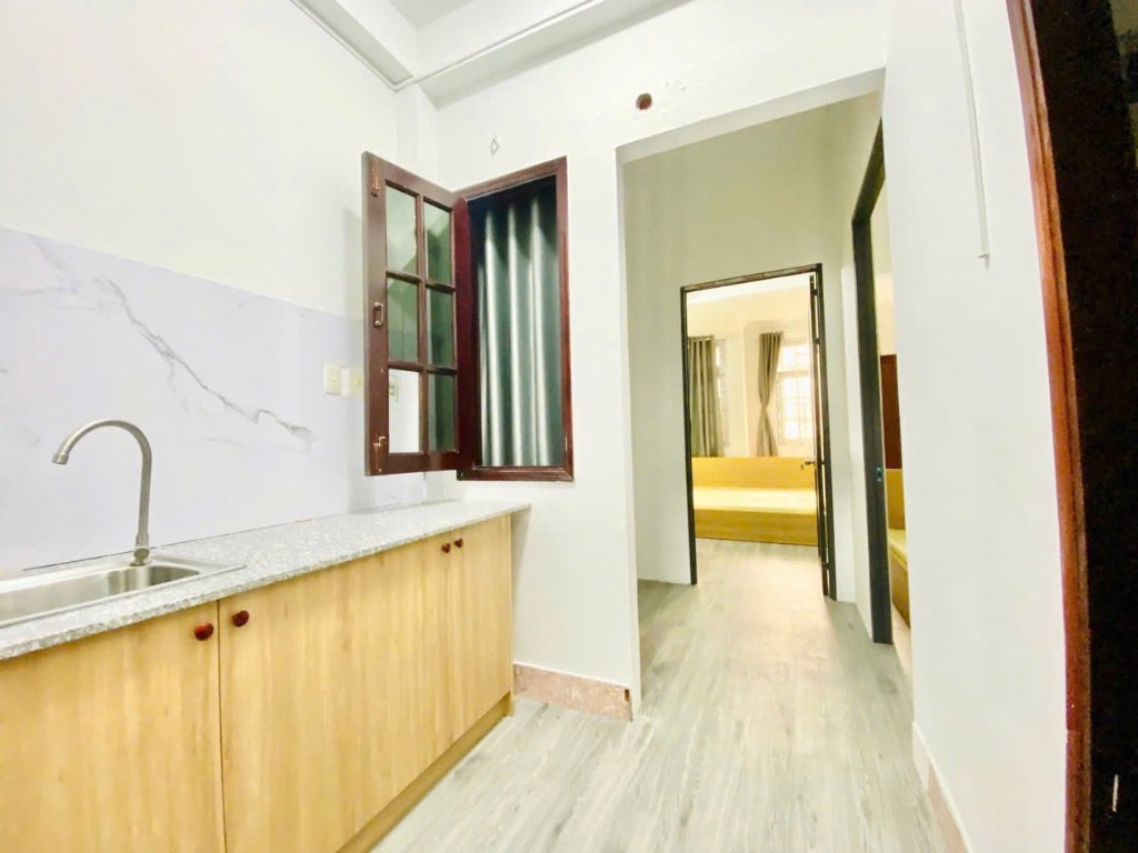 CHO THUÊ CĂN 2PN NGUYỄN XÍ, BÌNH THẠNH, CỬA SỔ TRỜI, GIÁ 7,7 TRIỆU