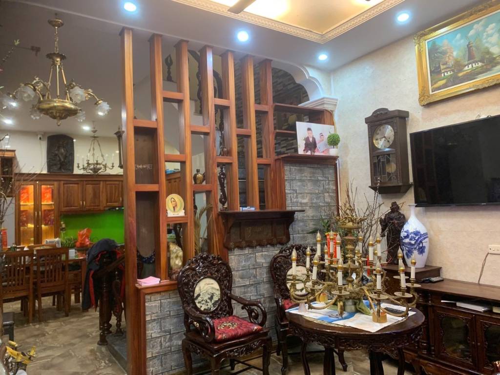 Bán nhà Khương Đình, Thanh Xuân, 10m ra ô tô dừng đỗ, sổ vuông đẹp, dân xây, 40m2, mt 4.3m, 9.8 tỷ
