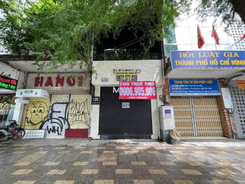 CHO THUÊ TÒA NHÀ MẶT TIỀN LÊ THÁNH TÔN, QUẬN 1, DT 250M2, GIÁ 85TR/THÁNG