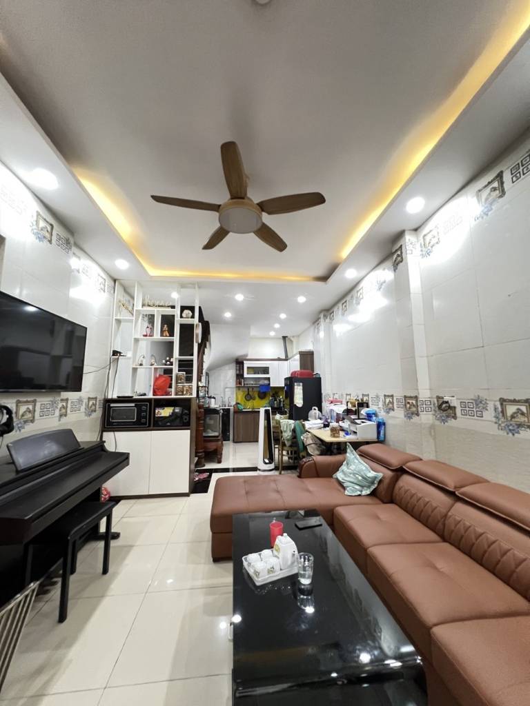 Bán nhà Khương Hạ, Thanh Xuân, 20m ra ô tô, gần hồ, 34m2, 5T, MT 3.8m, 10.45 tỷ