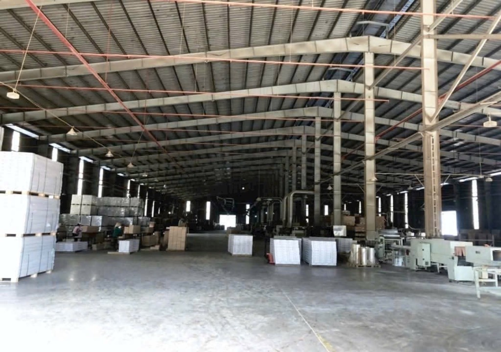 CHO THUÊ KHO DT 743, DĨ AN, DT 3800M2, CÓ PCCC TỰ ĐỘNG