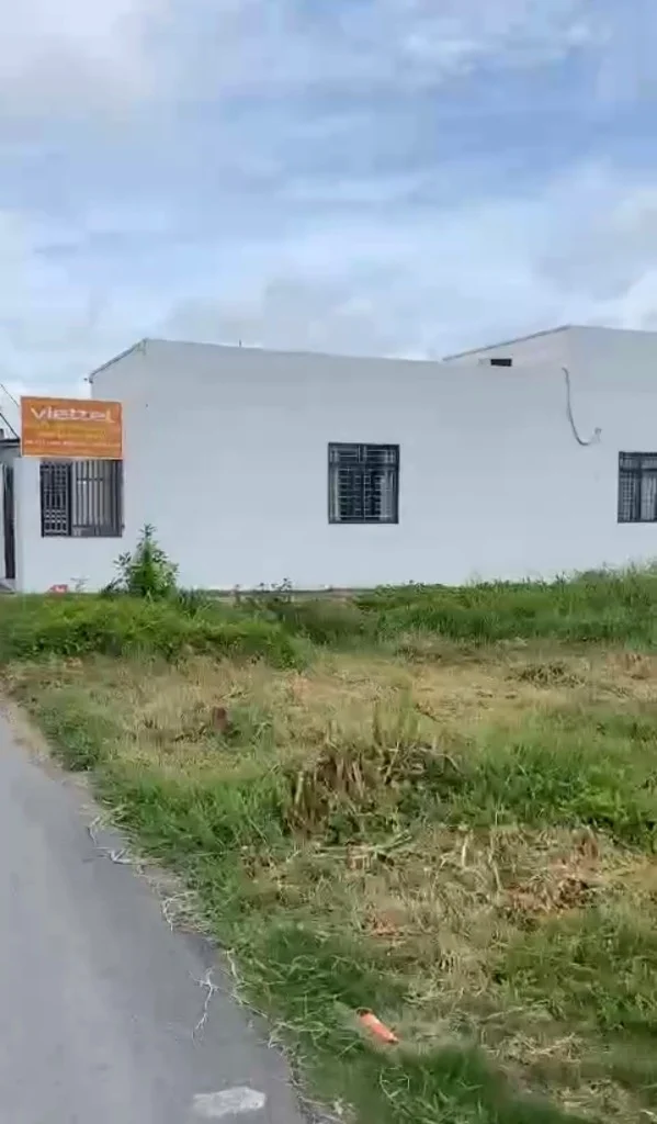 Bán đất Đức Hòa Hạ, Long An, tiện kinh doanh, đường nhựa 5m, giá ngộp chỉ 2 tỷ
