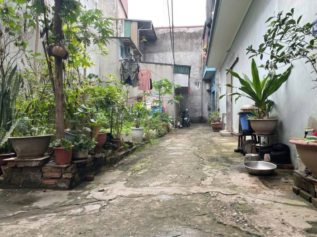Bán đất lô góc Sáp Mai, Võng La, Đông Anh, 51m2, tiện ích đủ, giá đầu tư