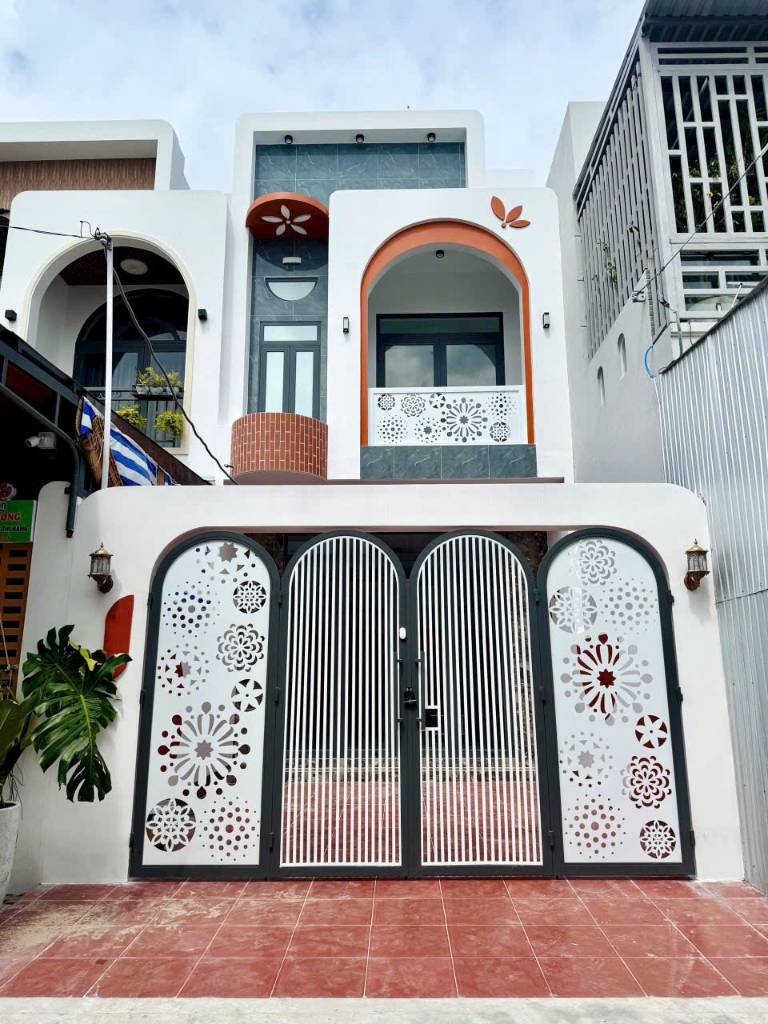 Bán nhà Phan Thị Ràng, Rạch Giá, khu vực dân cư yên tĩnh, tiện di chuyển, chỉ 3,49 tỷ