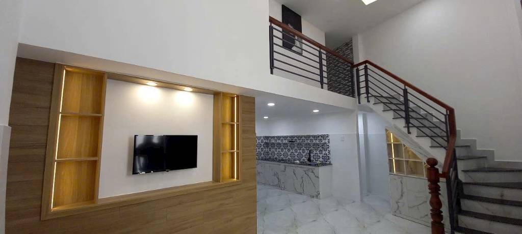 Bán nhà Nguyễn Duy Cung, Gò Vấp, 2 lầu 3 phòng ngủ, giá chỉ 3.8 tỷ